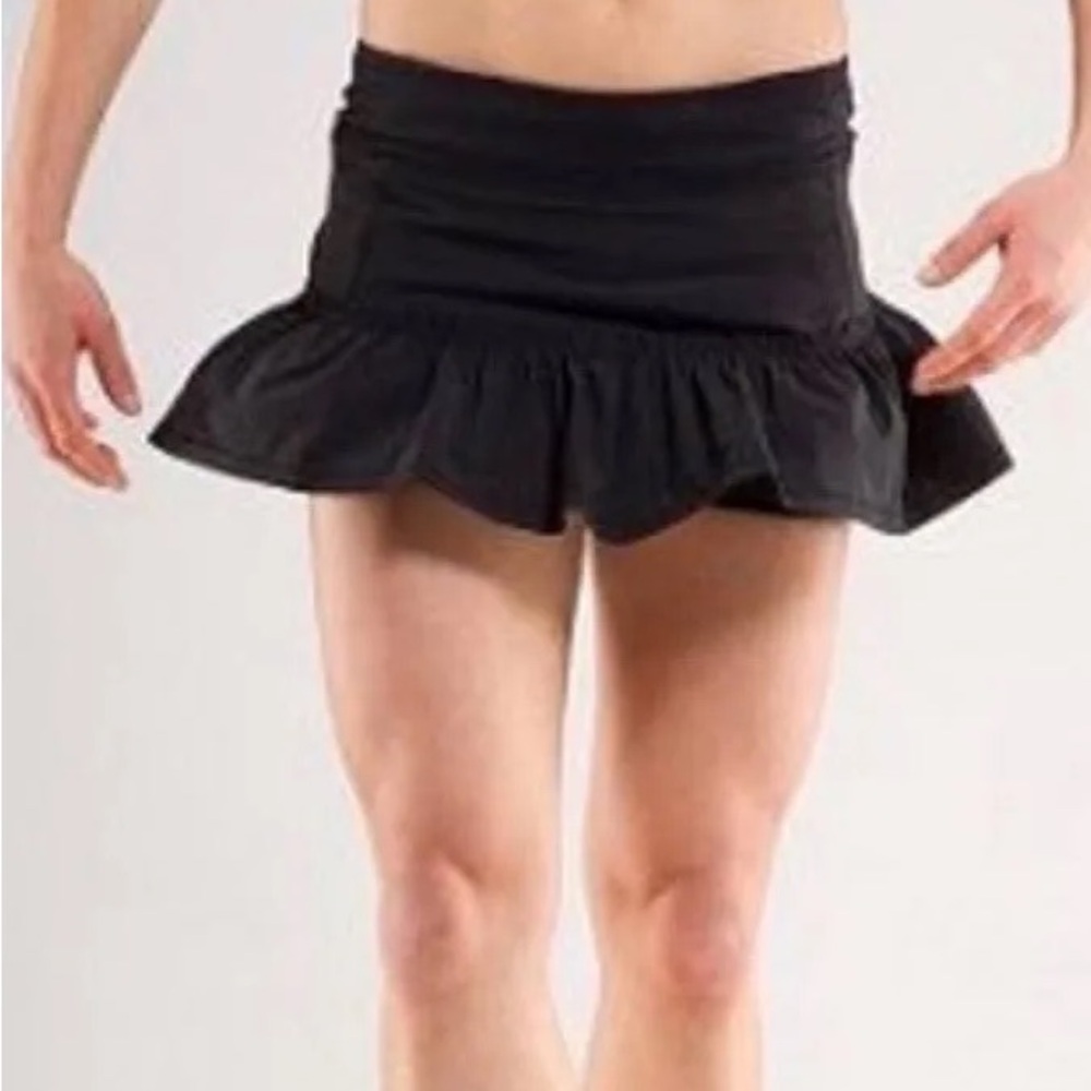 VERY RARE 🍋Lululemon🍋Willpower Skirt Drop Wait in Black Size 10